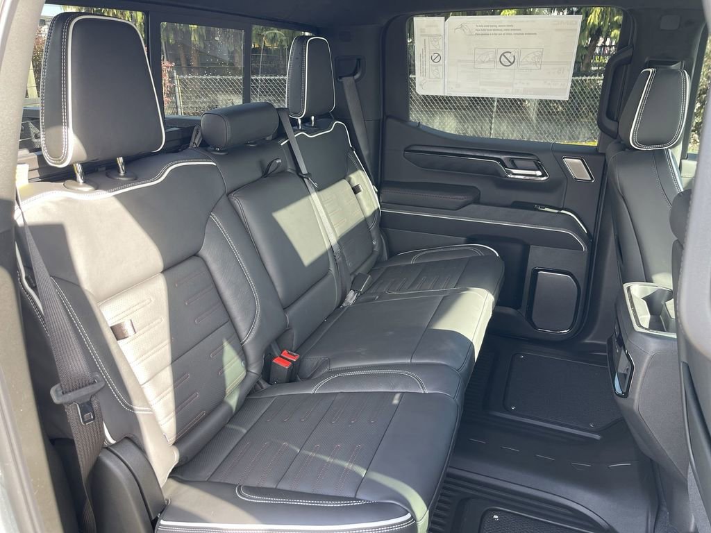2026 GMC Sierra 1500 AT4X - Photo 28