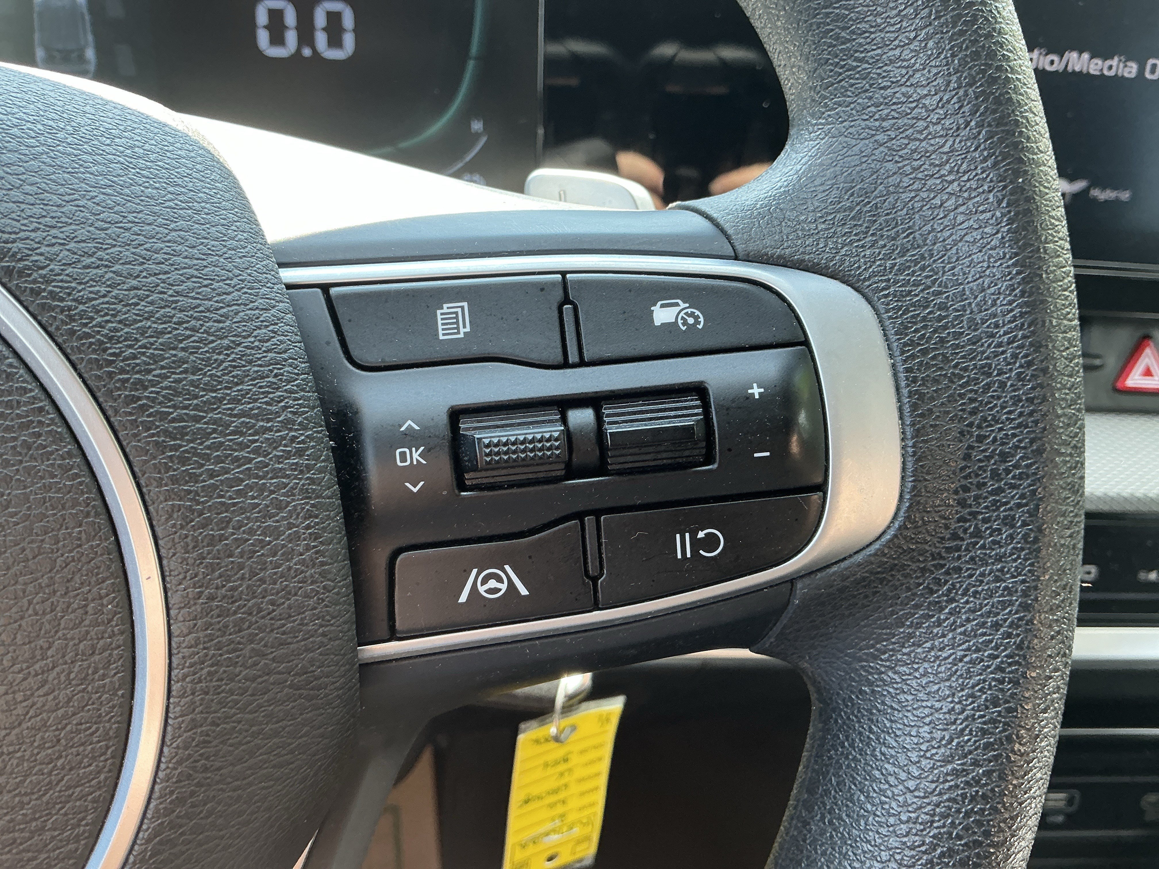 Certified Used 2023 Steel Gray Kia LX image 18