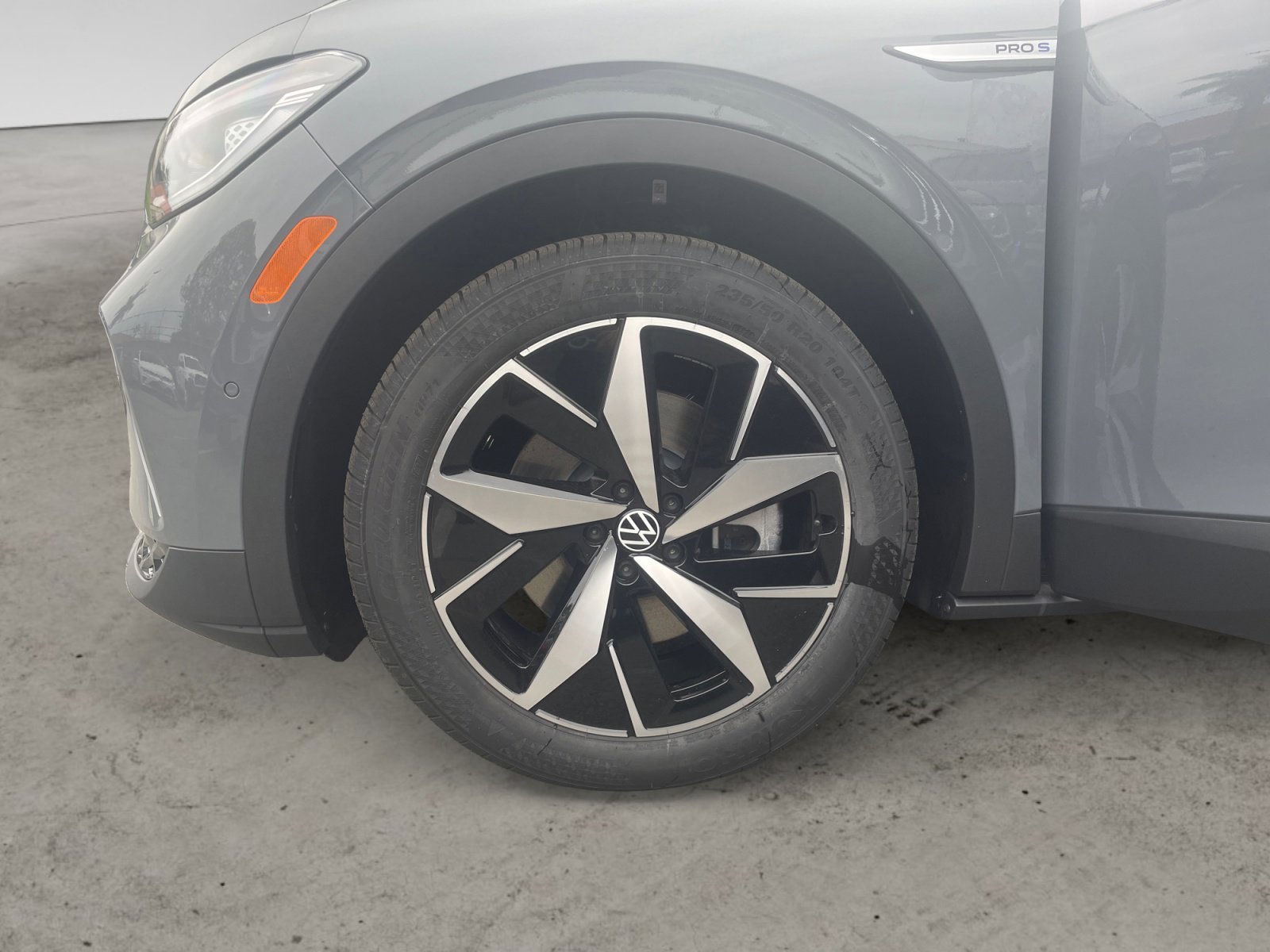 New 2026 Pure-Gray Volkswagen Pro S image 14