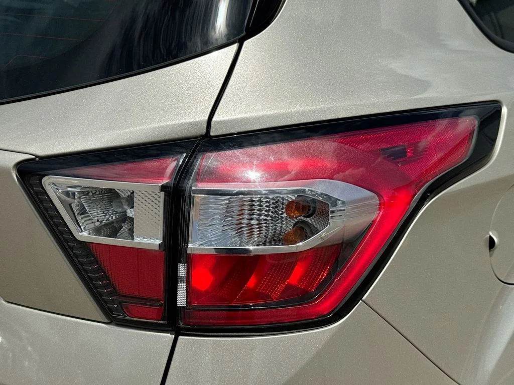 Used 2018 Gold Ford S image 30