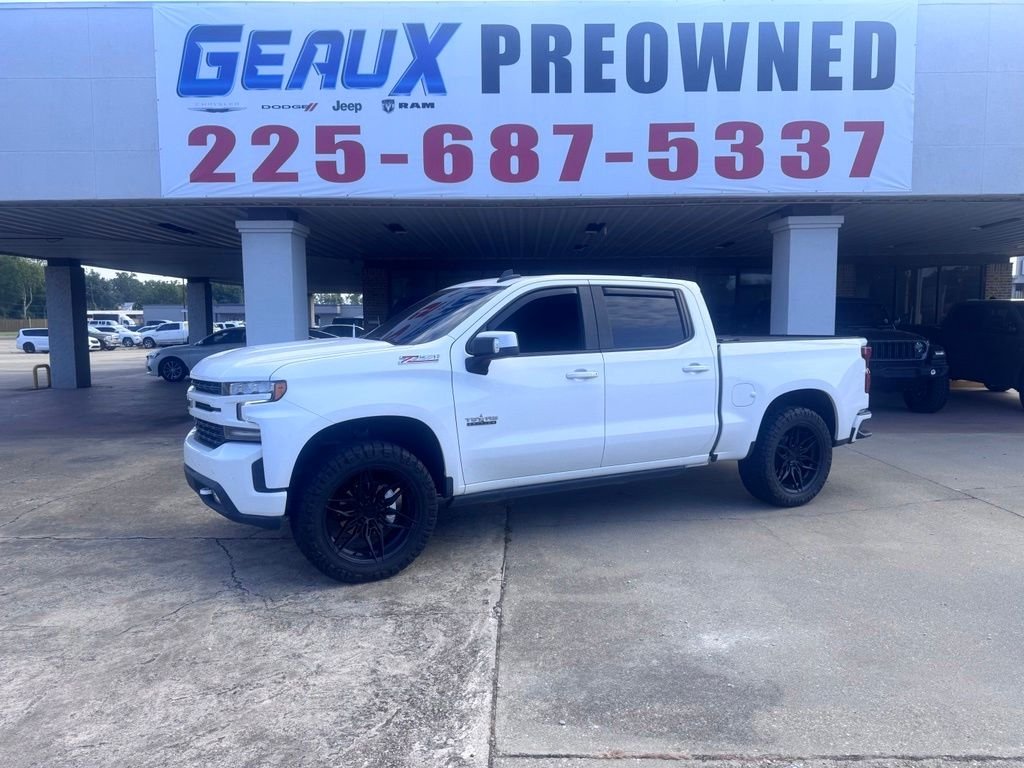 Used 2021 White Chevrolet RST image 1