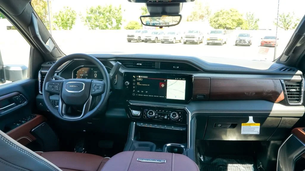 2026 GMC Sierra 2500HD Denali Ultimate - Photo 16