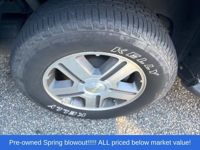 Used 2007 Gray Chevrolet LT image 8