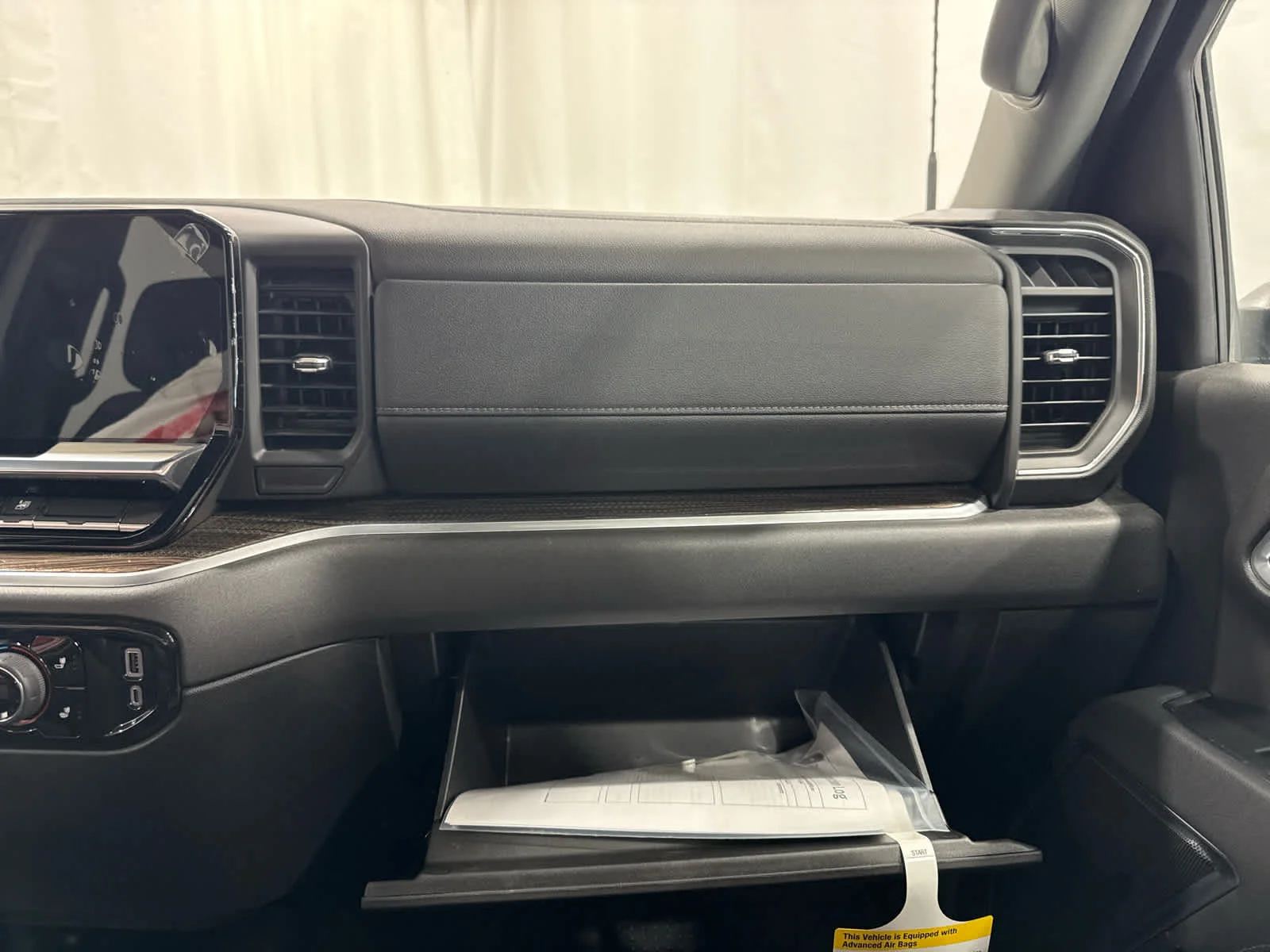 Used 2026 Sterling Gray Metallic Chevrolet LT image 21