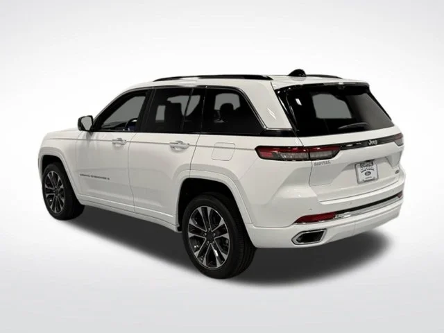 Used 2023 White Jeep Overland image 6