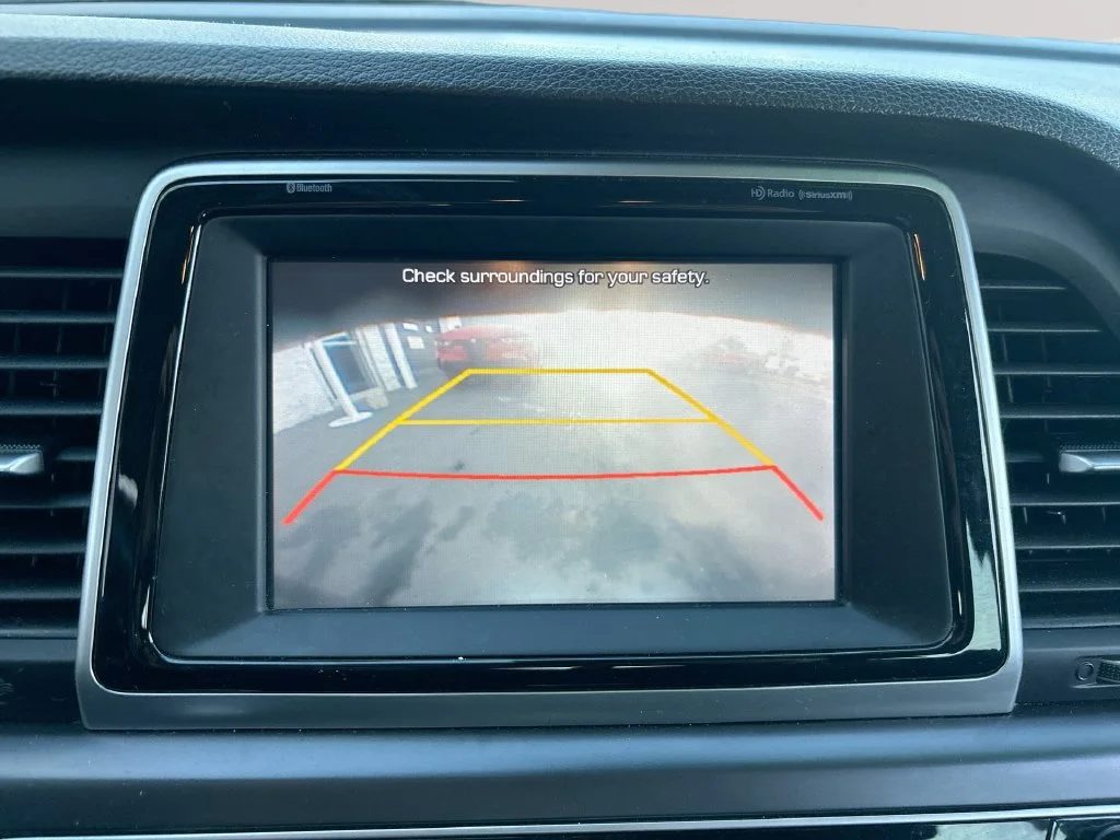 Used 2019 Black Hyundai SEL image 18