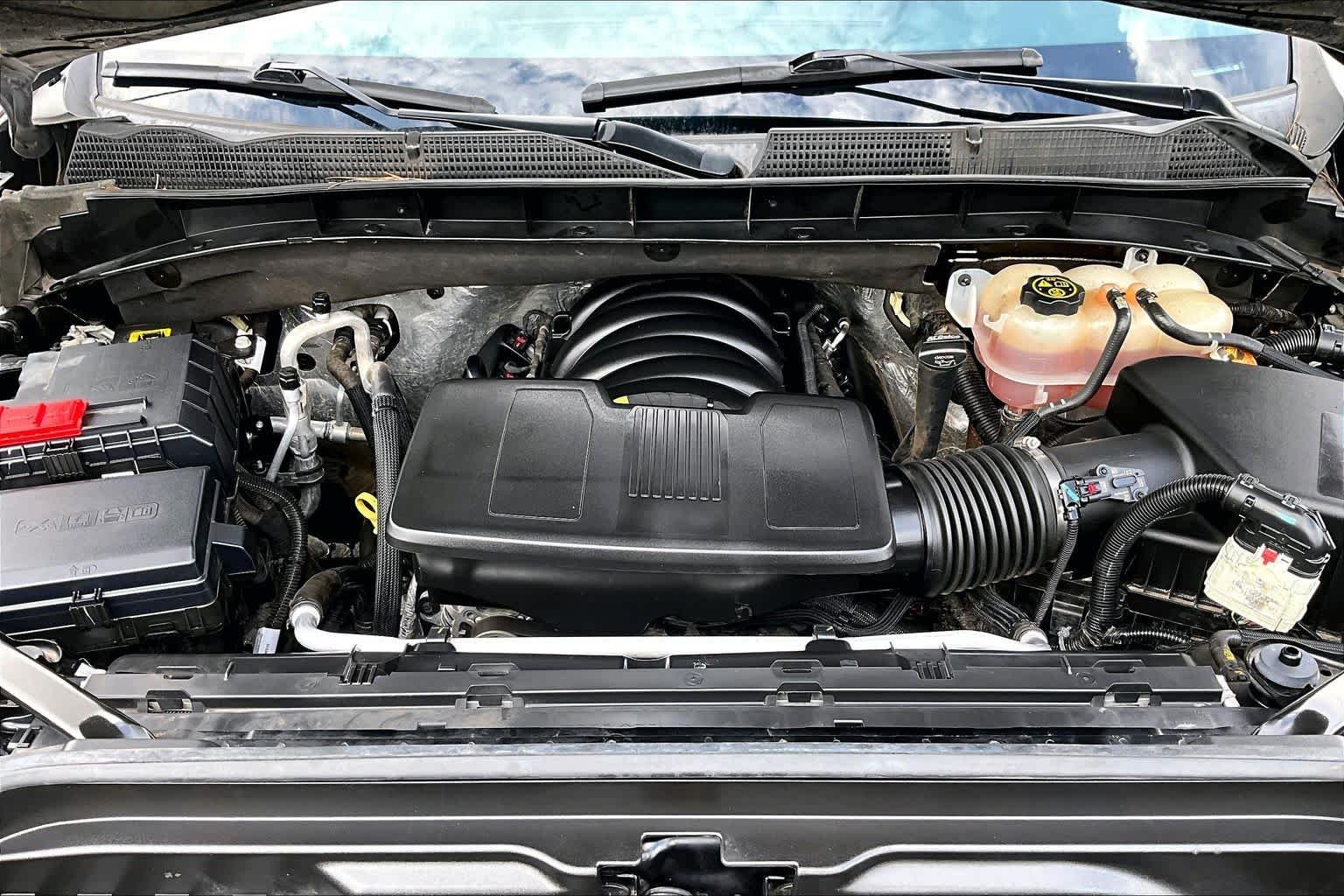Used 2022 Onyx Black GMC Denali image 32