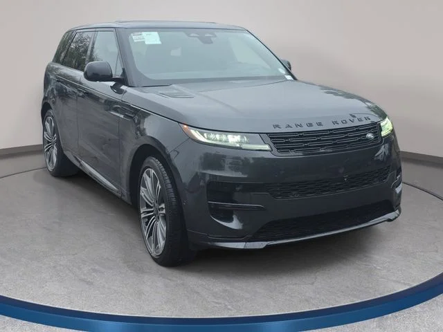 New 2026 Carpathian Grey Land Rover Dynamic SE image 3