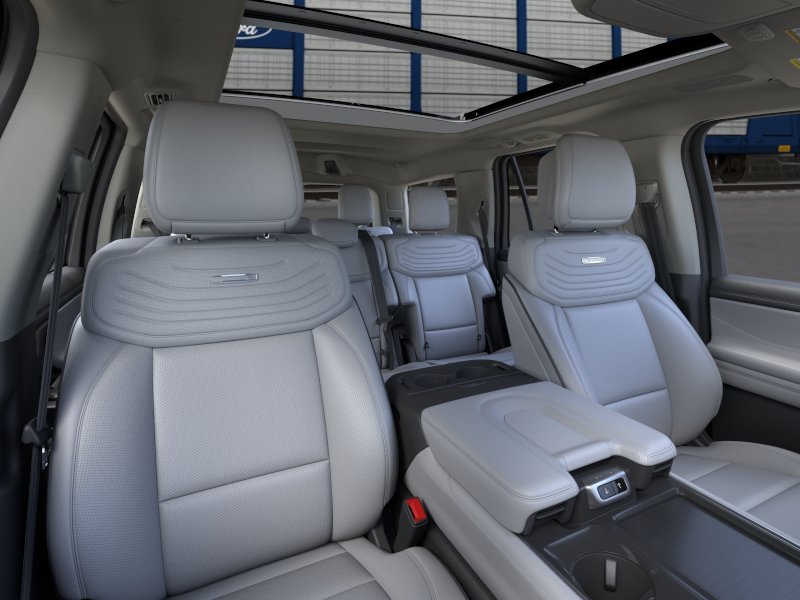 New 2026 Star White Metallic Tri-Coat Ford Platinum® image 23
