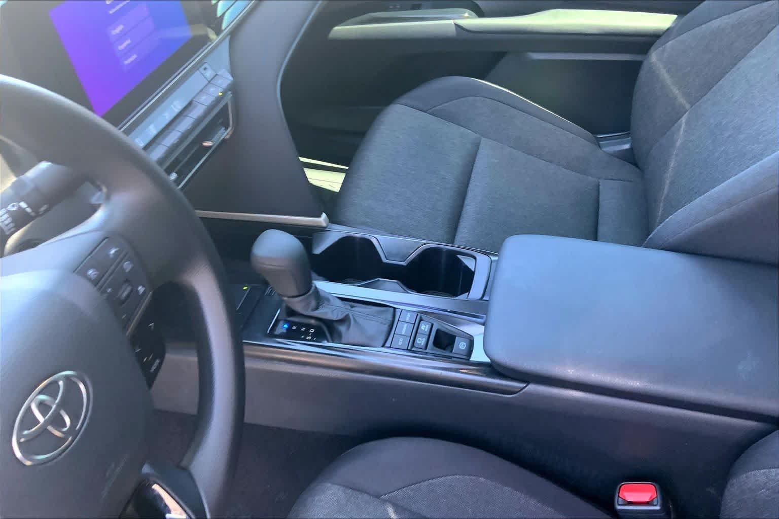 Used 2026 Underground Toyota LE image 17