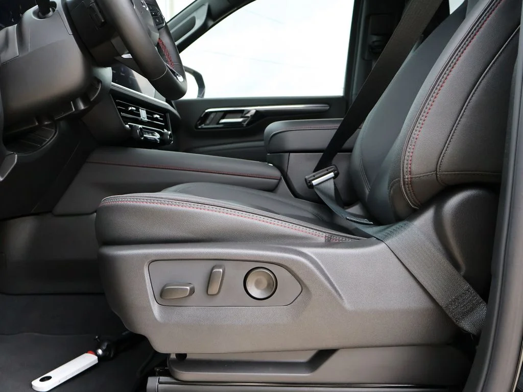 Used 2026 Black Chevrolet RST image 40