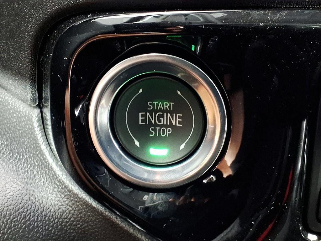 2026 GMC Sierra 1500 SLT - Photo 15