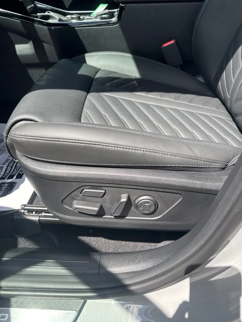 New 2026 Wolf Gray Kia X-Pro SX Prestige AWD image 9