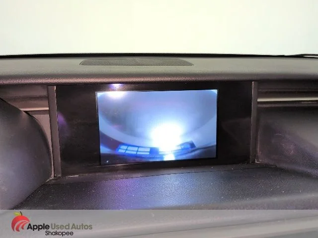 Used 2016 White Lexus 300 image 17