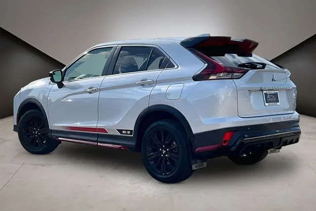 Used 2024 White Mitsubishi Ralliart image 4