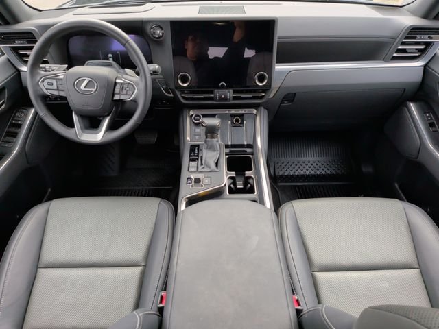 2025 Lexus GX Premium+ - Photo 33
