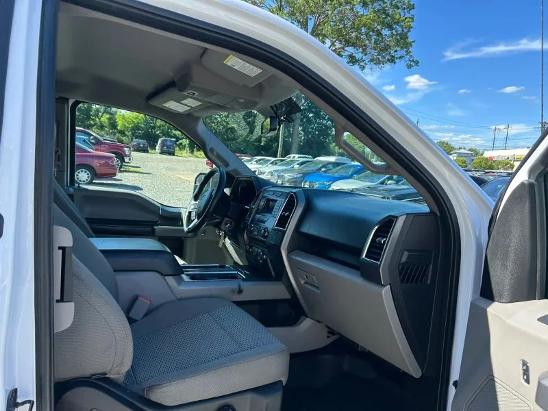 Used 2015 White Ford XLT Pickup 4D 6 1/2 ft image 18