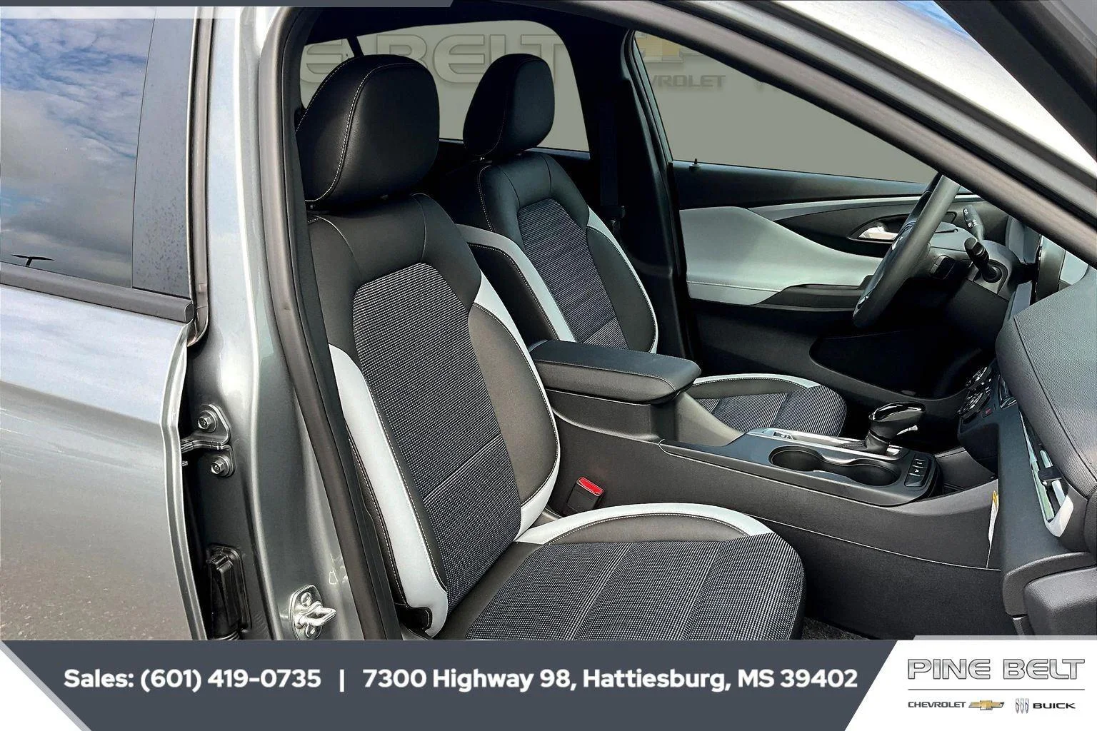New 2026 Moonstone Gray Metallic Buick Preferred image 4