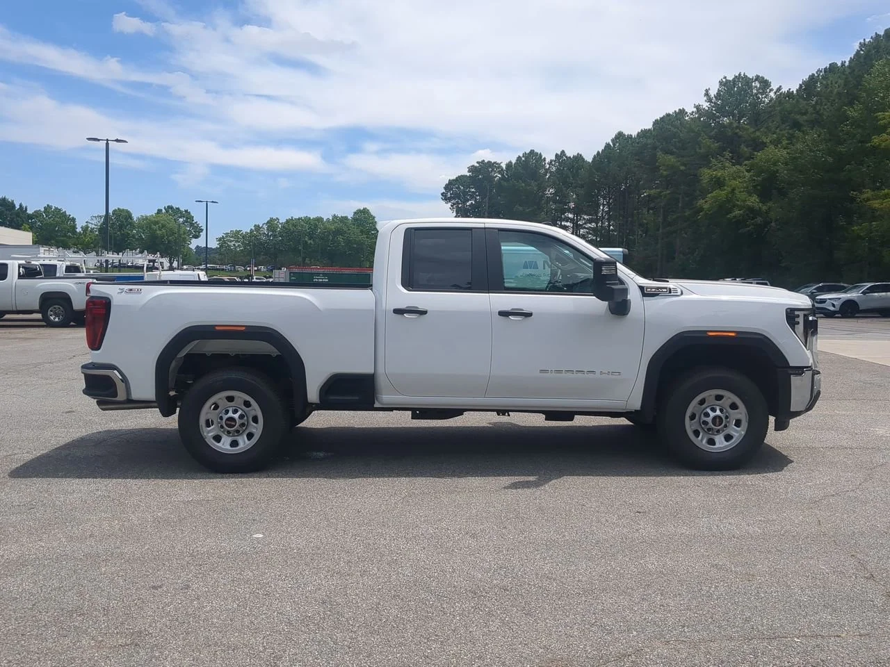 New 2026 Summit White GMC Pro image 9