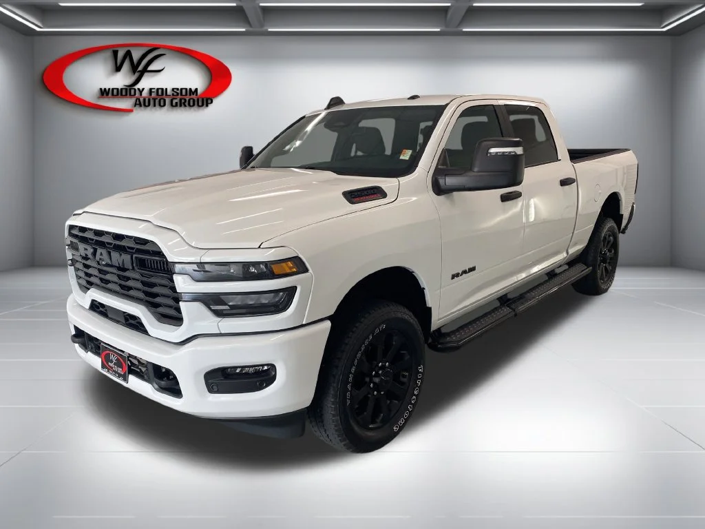 Used 2026 White Ram Big Horn image 3