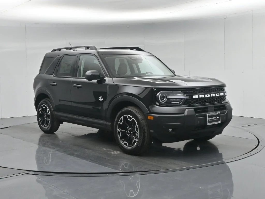 New 2026 Shadow Black Ford Outer Banks image 56