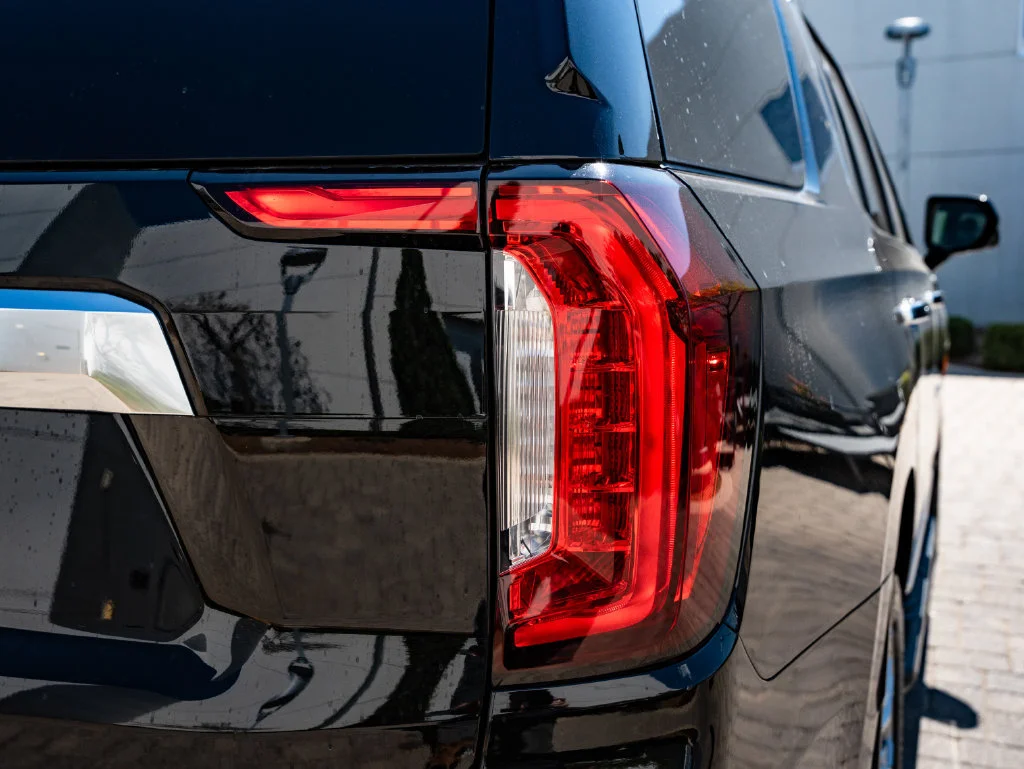 Used 2021 Onyx Black GMC Denali image 9