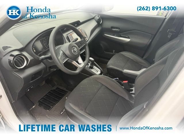Used 2020 Aspen White Nissan SV image 5