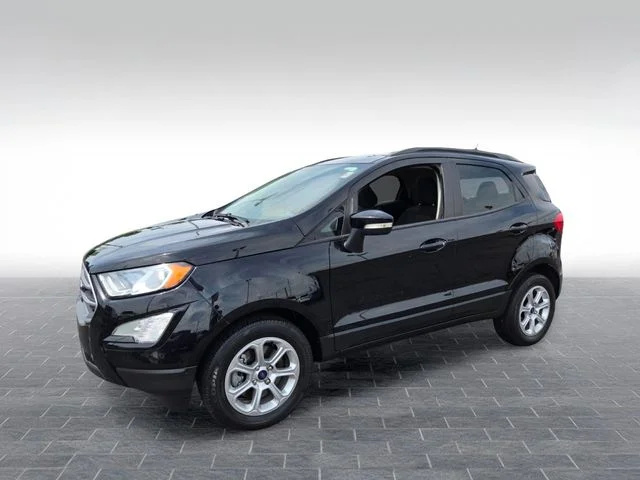 Used 2021 Black Ford SE image 3