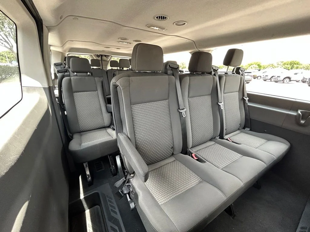 Certified Used 2025 Oxford White Ford XLT image 29