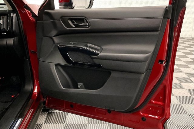 Used 2023 Scarlet Ember Tintcoat Nissan SV image 22