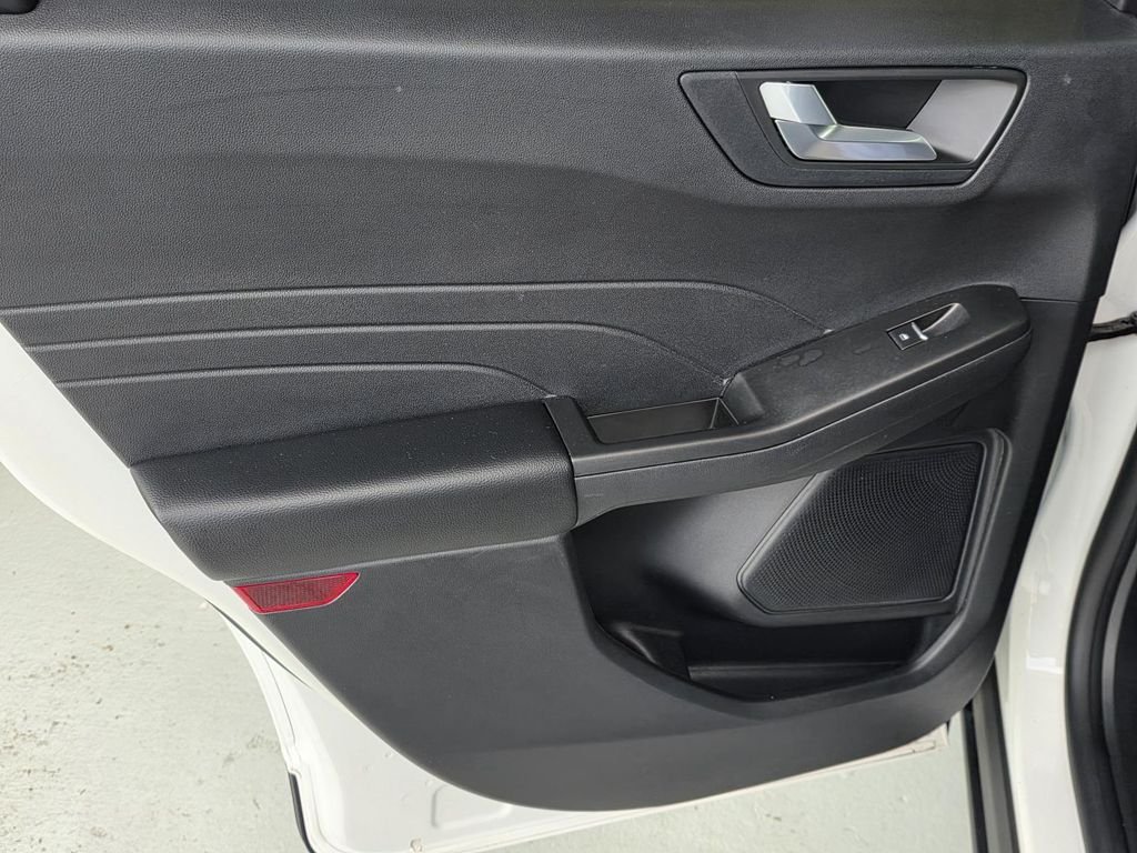 Used 2022 White Ford SEL image 38