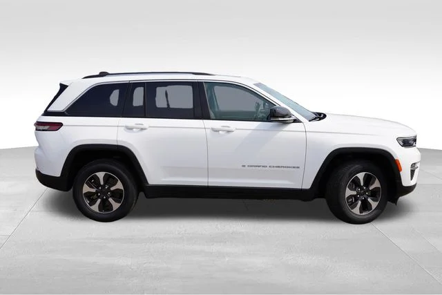 Certified Used 2024 White Jeep 4xe image 3