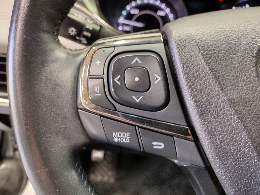 Used 2018 Silver Toyota Limited image 29