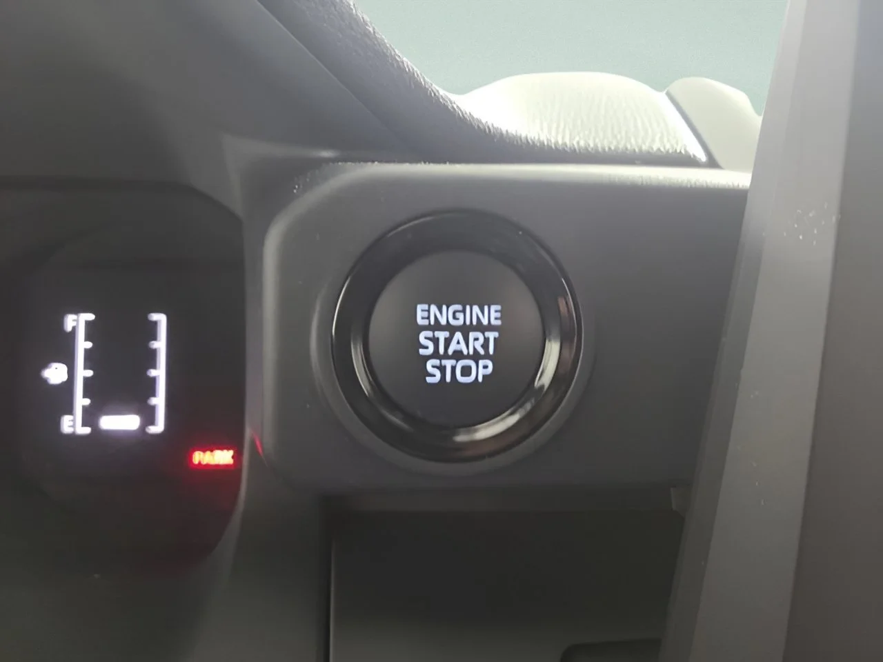 Used 2024 Ice Cap Toyota SR image 31