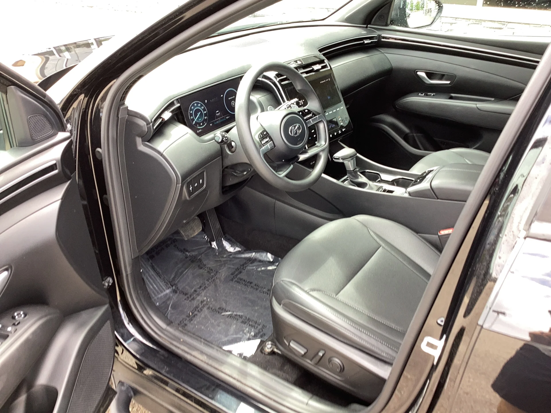 Certified Used 2024 Phantom Black Pearl Hyundai Night image 10