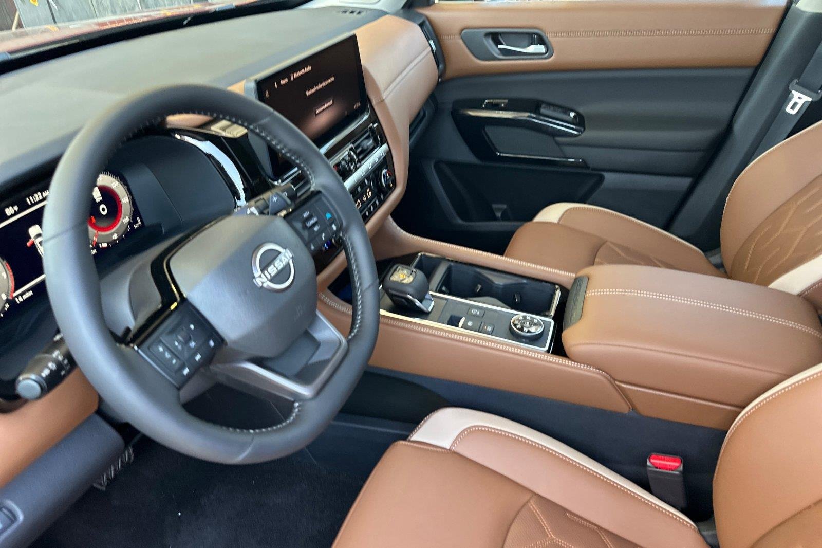 New 2026 Scarlet Ember Tintcoat Nissan Platinum image 9