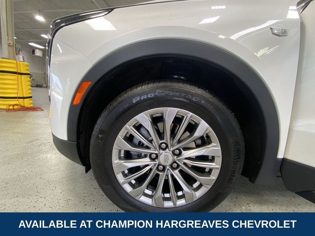 Used 2024 Crystal White Cadillac Premium Luxury image 41