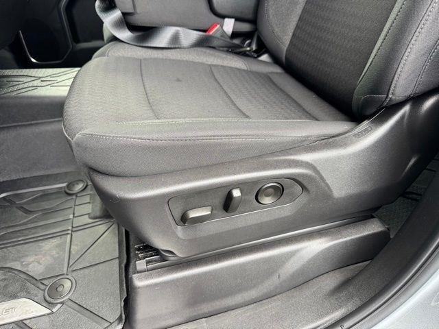 2025 Chevrolet Silverado 1500 LT - Photo 19