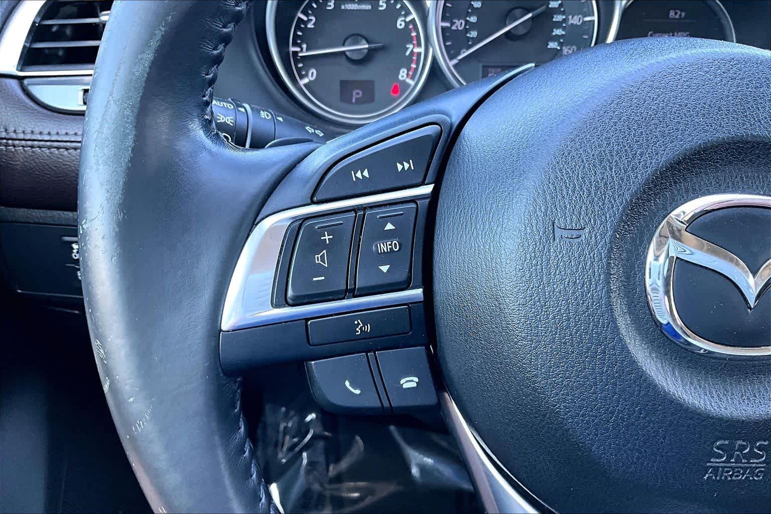 Used 2016 Blue Reflex Mica Mazda i Grand Touring image 23