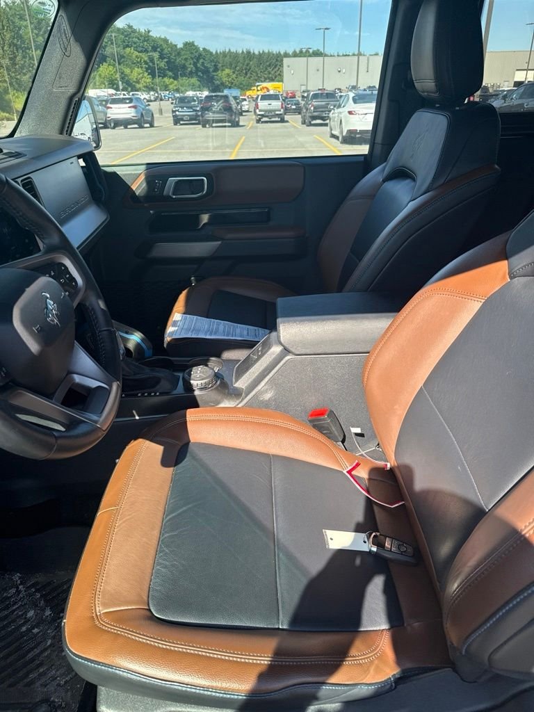 Used 2023 Black Ford Outer Banks image 12