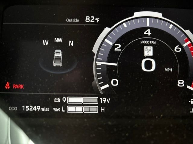 Used 2025 Gray Toyota Platinum image 9