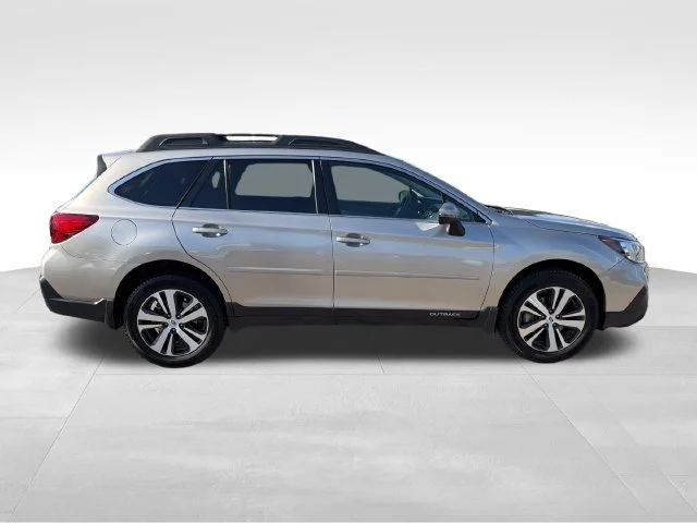 Used 2018 Gray Subaru 3.6R image 8