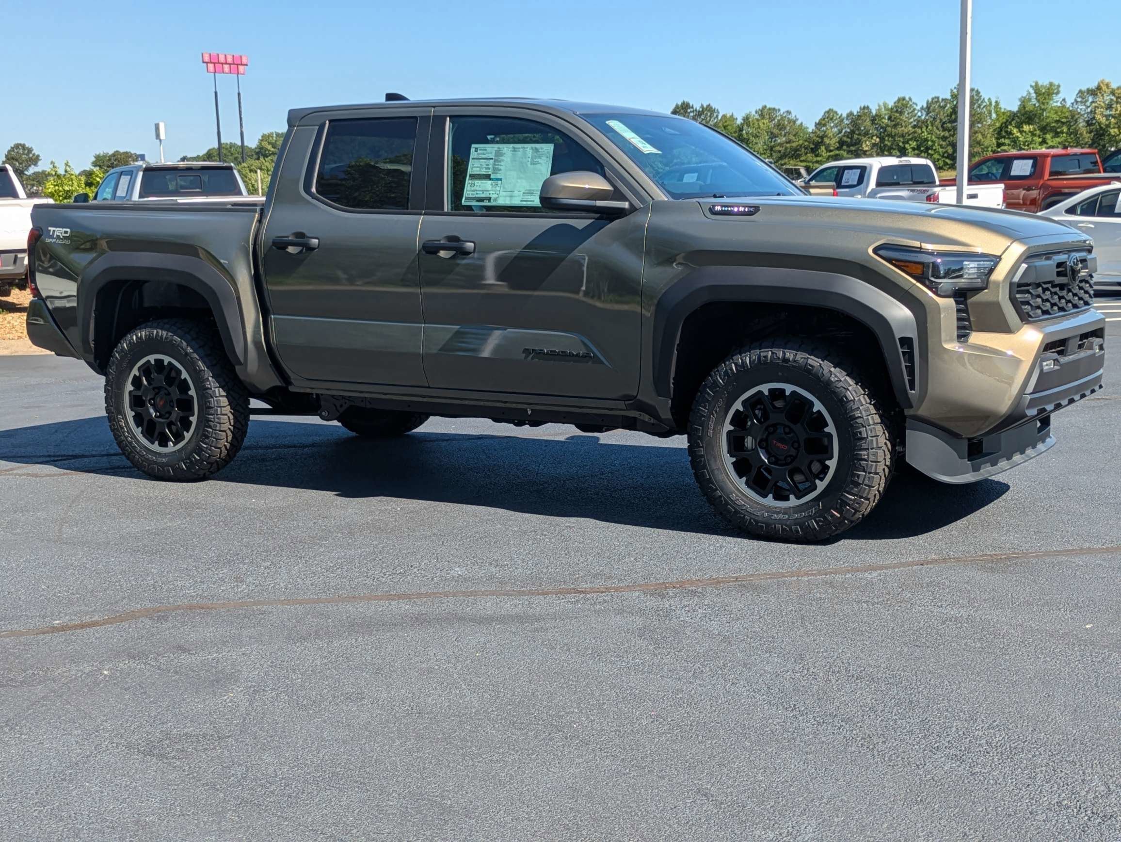 2026 Toyota Tacoma TRD Off Road - Photo 2