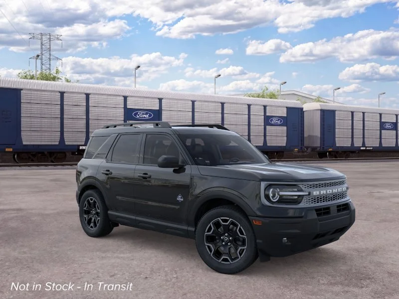 New 2026 Shadow Black Ford Outer Banks® image 7