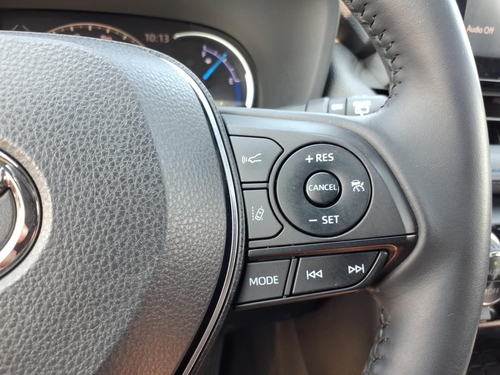 Used 2019 Blue Toyota XSE image 16