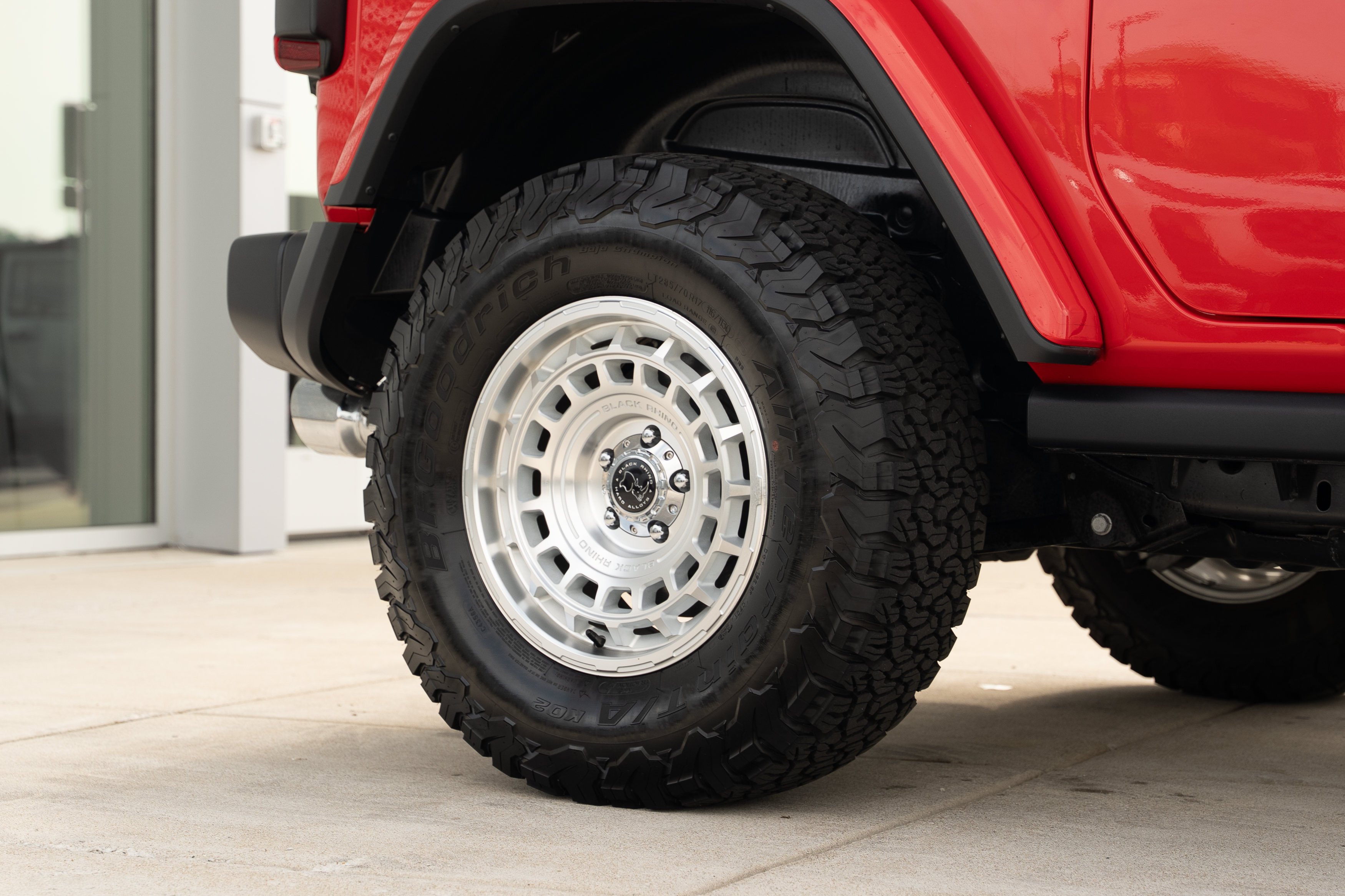Used 2026 Firecracker Red Clearcoat Jeep Rubicon image 28