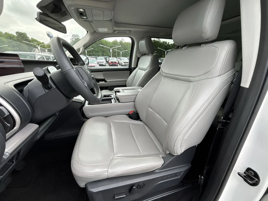 Used 2025 White Ford Active image 13