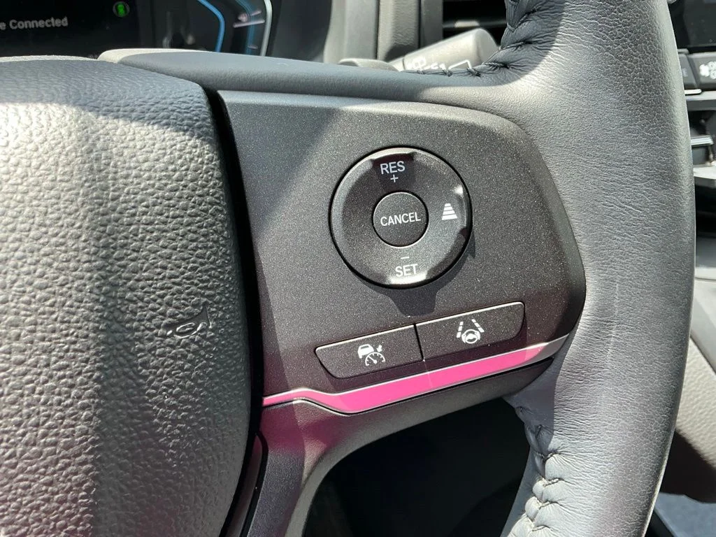 Used 2024  Honda EX-L image 37