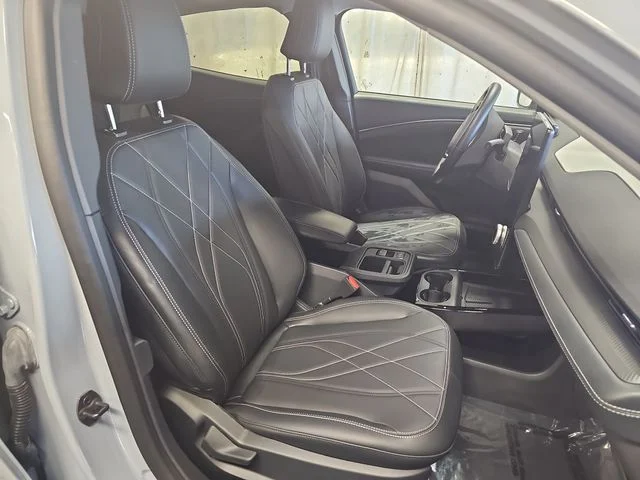 Used 2025 Gray Ford Select image 10