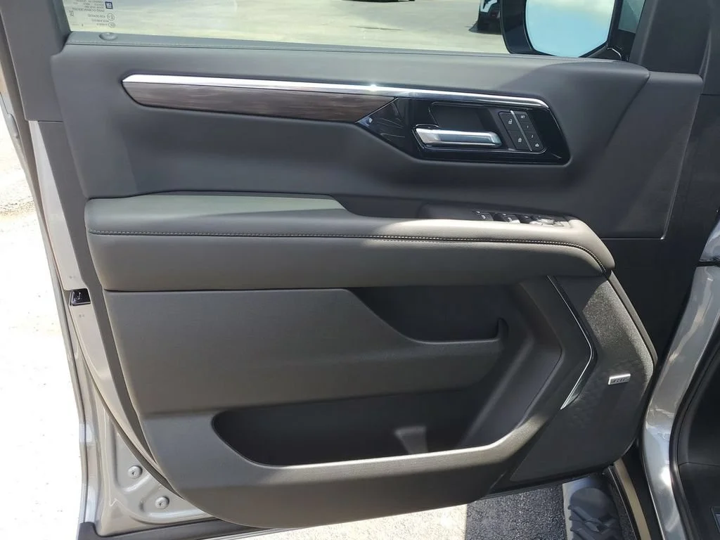 New 2026 Sterling Gray Metallic Chevrolet Z71 image 23